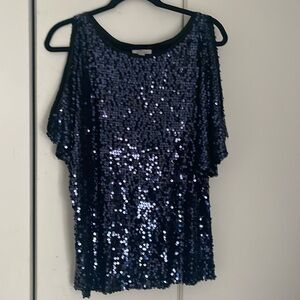 😍Gorgeous Sequin Cold Shoulder Top😍